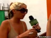 Pussy licking contest 7/16