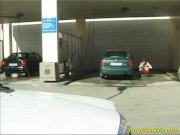 Peeing before washing car 16/16