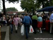 Sexy Susi takes a bath in public 1/16