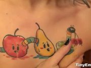 Emo cutie loves rubbing her cunt til she cums 15/16