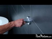 Mom gets facialized 1/16