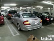 Luggage swap leads to sexy surprise  1/16