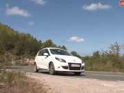 Busty hitchhiker fucks for a ride 2/16