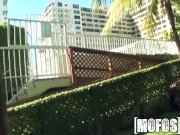 Mofos -  Payton Simmons gives her BF a Surpri 1/16