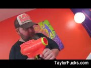 Tasha & Taylor Vixen BTS 2/16