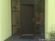 Two dudes share old bitch 6/16