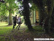 Sienna Day gets fucked in the wood - brazzers 4/16