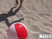 Mofos - Beach babe flashes her booty 2/16