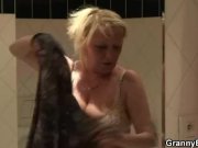 Old lady getting doggystyle fucked 6/16