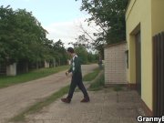 Lonely 60 years old granny pleases a stranger 5/16