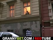 Young stud drills her old snatch 3/16