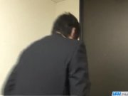 Koda Riri plays with her new toy on the puss 1/16