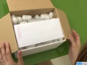 Koda Riri plays with her new toy on the puss 14/16