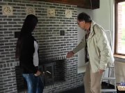 Old salesman gets young pussy to reduce price 3/16