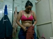 Amateur Indian Babe Lily Working Out In A Gym