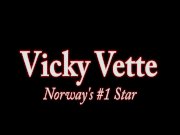 BONGOS & BEWBS!! Vicky Vette & Charlee Chase 1/16