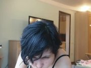 Bored camgirl waiting to have fun 14/16