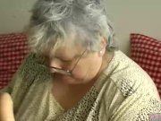 OmaHotel Two very old and very fat grannies 12/16