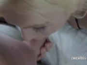 Petite MILF Jolene takes a big load of jizz i 9/16