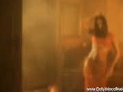  Bollywood Smooth Dancer 1/16