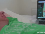 Bikini lady dream handjob 3/16