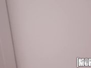 Mofos - Teen Hottie Gets Pranked 11/16