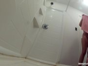 Busty babe Britney Amber washes off her perfect body 16/16