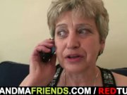 She warms up her cunt before two cocks 3/16