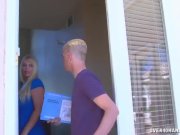 Huge-titted milf handjob 3/16