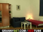 Chubby mature bitch gets her fat pussy pounde 6/16