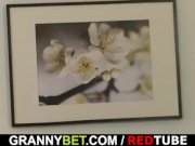 He brings her home to bang her old pussy 3/16