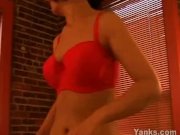 Chesty Camilla Vibrates Her Quim 2/16