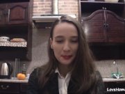 Exposing the pretty face to loyal webcam fans 1/16