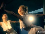 Flexible Lena shows nude gymnastics 2/16