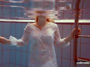 Cute Melissa plays underwater 5/16