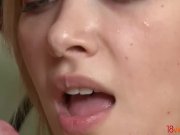 Amateur model fucked in bed 16/16