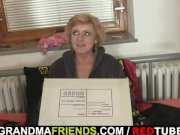 She gives her old pussy as a payment 5/16