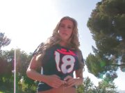 Behind the scenes with busty blonde Samantha Saint 10/16