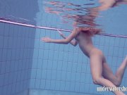 Lucy takes off bikini in the pool 14/16