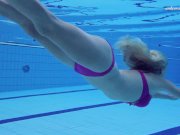 Hot Elena shows what she can do under water 6/16