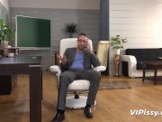 Secretary drinks her bosses piss 4/16