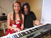 Teen wannabe singer sucking cock for her chance 8/16