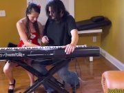 Teen wannabe singer sucking cock for her chance 9/16