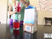 Mofos - Spinner Gags on a Dic 6/16