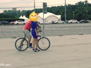 Jeny Smith accidental nakedness on the streets 15/16