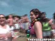 College babes flashing on the beach 10/16