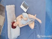 Yanks Minx Hedera Helix Masturbates 11/16