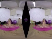 Alecia Fox - Morning pussy workout in gym 6/16