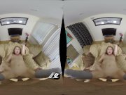 WankzVR - Elena Koshka GFE 14/16