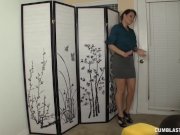 Busty milf gets cum-splattered 1/16